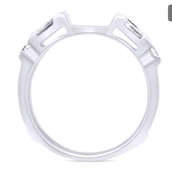 Custom Blue & White Diamond Ring - Picture 9 of 11